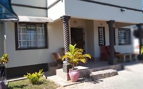 Chiloto Guest House